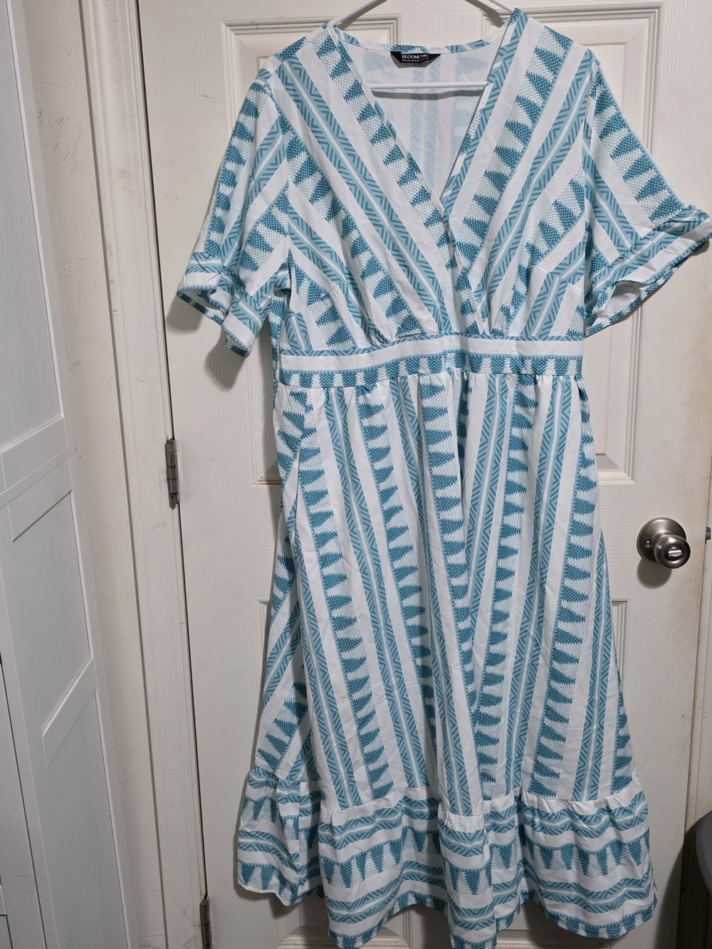 BloomChic Teal and White Patterned Dress